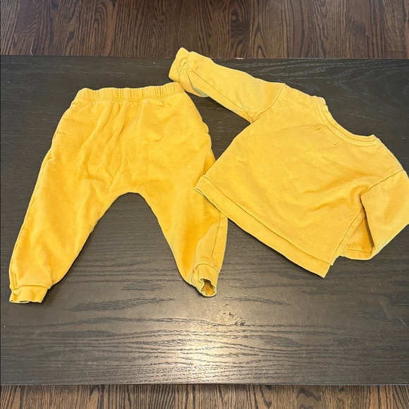 Yellow Baby Outfit with Blue Bear - Picture 6 of 6